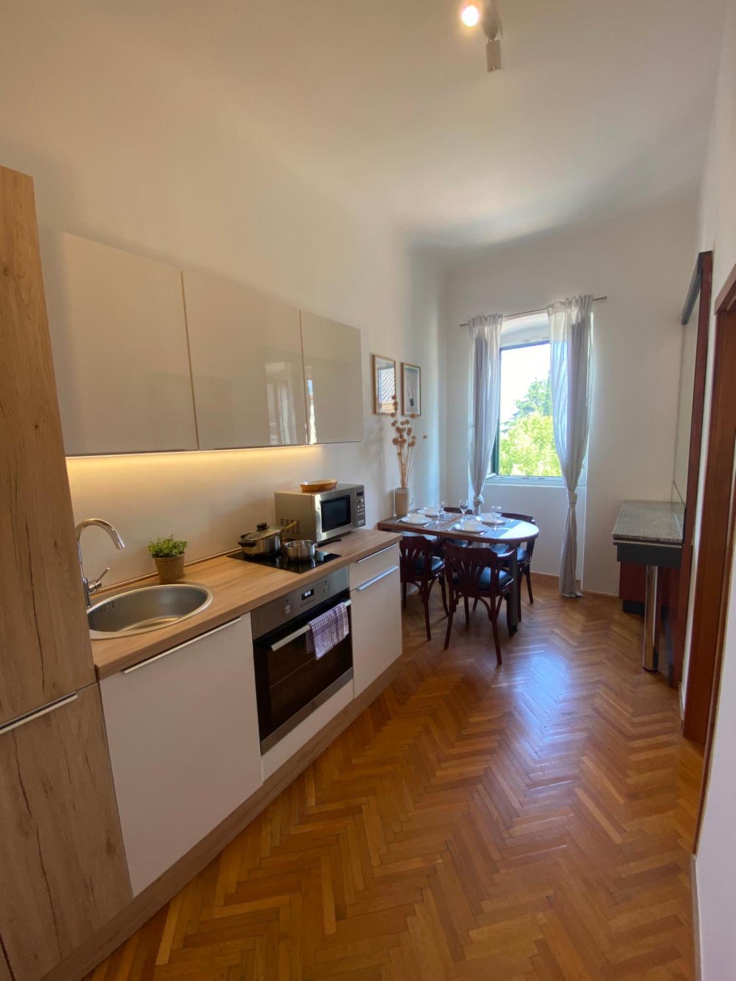 Maison Riviera Opatija Luaran gambar
